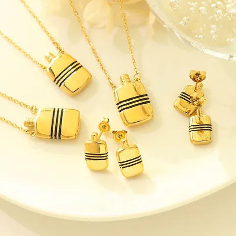 Collana E Orecchini In Acciaio Al Titanio Con Pendente A Bottiglia D'Acqua Con Strisce Nere Gioielli Di Moda Geometrici Per Donna