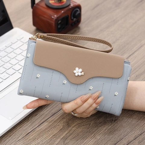 Portefeuille Long Imprimé Fleuri pour Femme Style Coréen Pochette Marguerite avec Dragonne Grande Capacité en Cuir PU