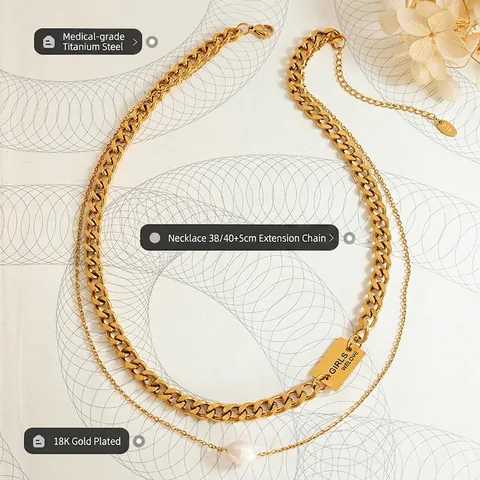 Collana A Doppio Strato Acciaio Al Titanio Placcato Oro 18K Perla D'acqua Dolce Piastrina Quadrata Incisa Catena Retro Donna