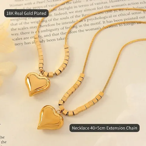 Elegante Collana Con Pendente A Cuore In Acciaio Al Titanio Placcato Oro 18K Catena A Serpente Con Perle Quadrate Gioielli Da Donna