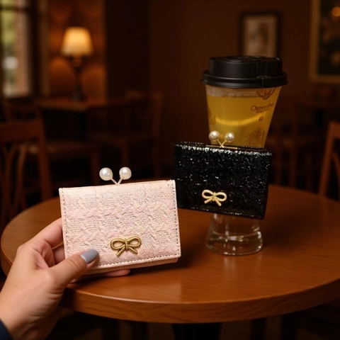 Women Folding Mini Wallet PU Leather Elegant Sweet Bowknot Artificial Pearl Kiss Lock Compact Coin Purse For Girls Card Holder