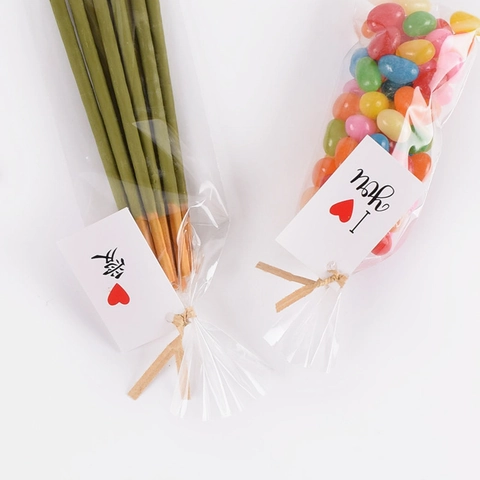 Ensemble d'Emballage Cadeau de Bonbons de Dessin Animé Avec Étiquettes de Carte de Cœur Sacs OPP Clairs pour Mariage Saint-Valentin