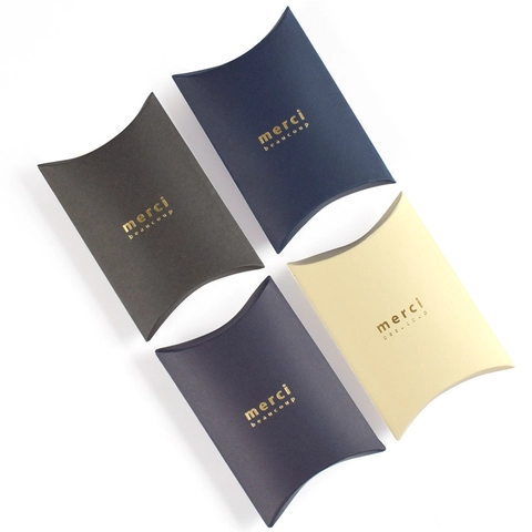 Minimalist Pillow Shape Gift Box Hot Stamping French Merci Beaucoup Paper Box For Wedding Party Favor Jewelry Small Box