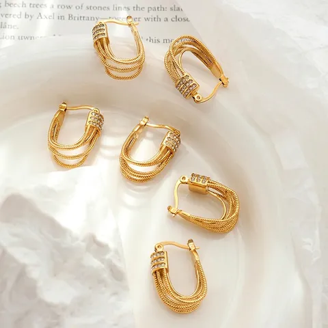 Meerlaagse Kwastjes Oorbellen Messing Verguld Met Zirkoon Geplaveid Slangenketting U Vorm Hangers Voor Dames Niche Stijl