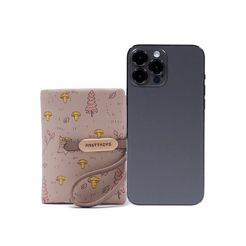 Portafoglio Corto Pieghevole da Donna in Pelle PU con Stampa Foresta e Funghi Porta Carte con Cinturino da Polso