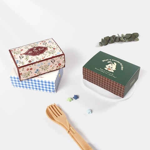 Cute Cartoon Rabbit Cat Floral Gift Packaging Boxes For Candy Chocolate Tiramisu Portable Paper Dessert Box Party Favors