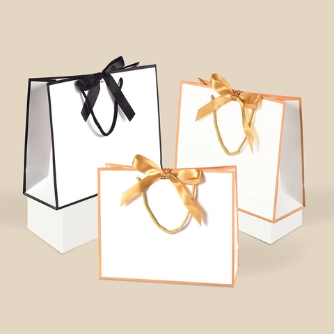 Elegant White Paper Gift Bags With Satin Ribbon Bow Gold Black Border Wedding Party Favor Packaging Bags With Handle