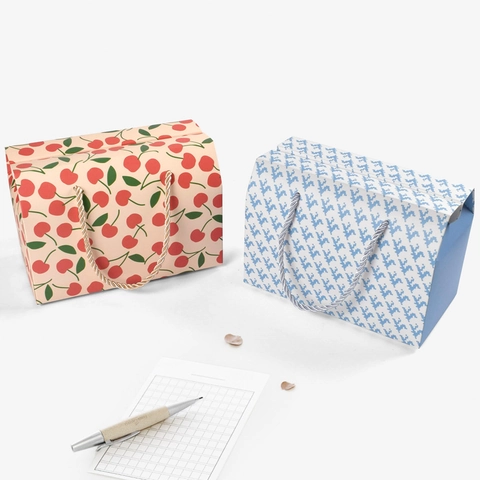 Tragbare Handgehaltene Karton Geschenkbox Für Kekse Macaron Backverpackung Box Kirsch Geometrischer Druck Souvenir Geschenktüte Für Hochzeitsfeier