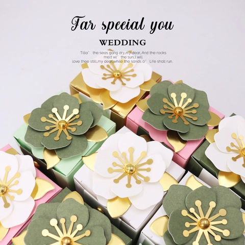 Square Paper Gift Boxes With 3D Floral Decoration Thank You Tags And Metal Rivets Wedding Party Candy Souvenir