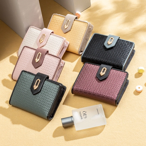 Portafoglio Pieghevole Corto In Pelle PU Da Donna Con Fibbia In Metallo A Cuore Rilievo Geometrico Slot Multi Card Tasca Portamonete Con Zip Pochette Dolce