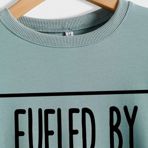 Sweatshirt Femme Col Rond Fueled By Caffeine And Chaos Imprimé Manches Longues Décontracté Pull