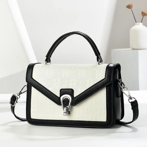 Women Crossbody Handbag PU Leather Contrast Color Embossed Checkerboard Pattern Small Square Bag Horseshoe Buckle