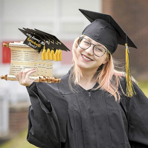 Cartes de Jeu de Fête de Remise des Diplômes Qui Connaît le Mieux le Diplômé Forme de Toque Design Parchemin Fournitures