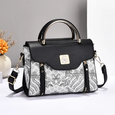 Retro National Style Women Handbag PU Leather Embroidery Sea-cliff Pattern Shoulder Crossbody Bag With Metal Handle Bird Buckle