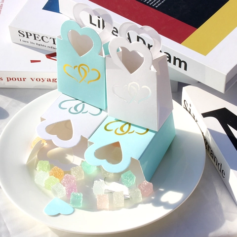 Bruiloft Bedankjes Snoep Cadeau Doosjes Kraft Papier Met Hart Handvat Folie Hart Patroon Voor Feest Verloving Viering Evenement
