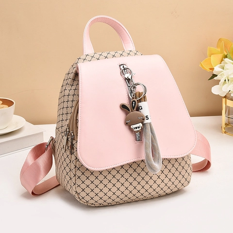 Modieuze PU Leren Mini Rugzak Voor Dames Zoete Kleine Schooltas Met Schattig Konijnenbedeltje Trilpatroon Gesplitste Tas