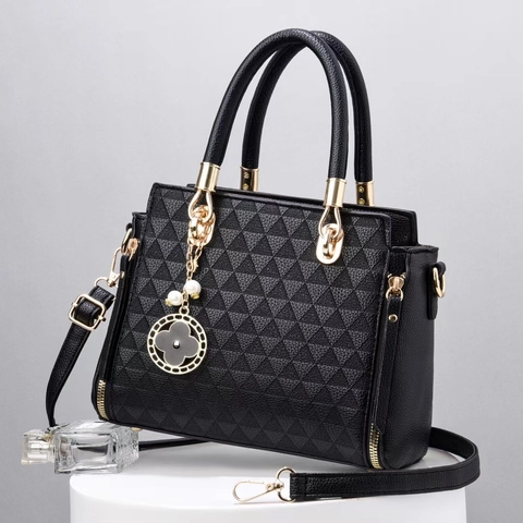 Elegante Bolso De Mano Para Mujer Cuero PU Con Relieve Geométrico De Triángulos Bandolera Con Colgante De Trébol Y Perla Artificial