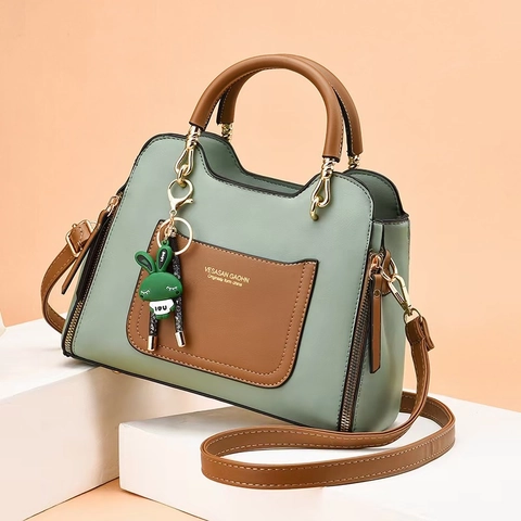 Bolso de Hombro de Cuero PU Color-block Vintage Para Mujer Con Colgante de Conejo Bolso de Mano Elegante Bolso de Bandoulière Moda