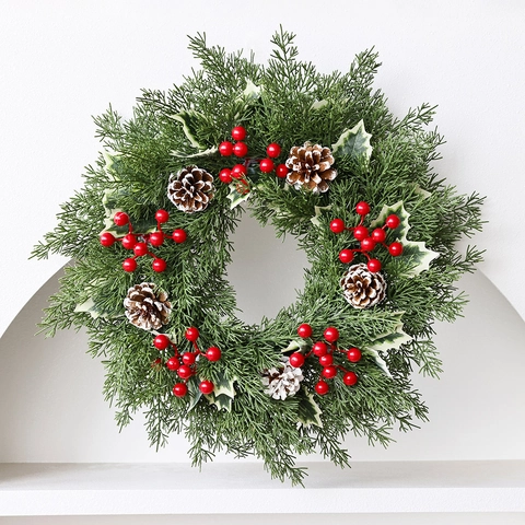 Christmas Wreath Artificial Pine Needles Red Berries Natural Pine Cones Winter Holly Leaves Front Door Wall Decoration