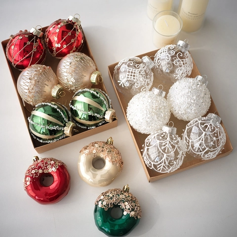 8cm Weihnachtskugeln Set Bemalte Kunststoff Hängende Kugeln Donut-Form Für Weihnachtsbaumschmuck Festliche Feiertagsparty Geschenk