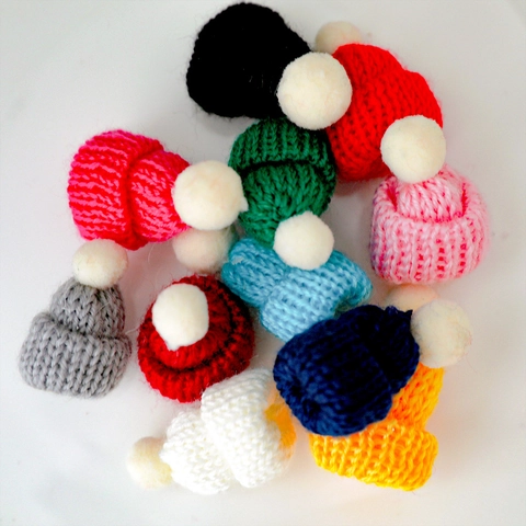 Mini Gestrickte Weihnachtsmütze Mit Pompon DIY Handwerk Zubehör Für Weinflaschenaufsatz Kleine Wollmütze Festliche Party Deko