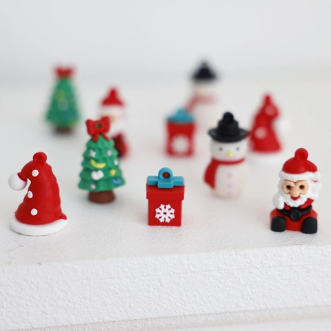Mini Pendenti di Natale in Colla Morbida PVC Babbo Natale Albero Pupazzo di Neve Scatola Regalo Piccoli Ornamenti per Festa
