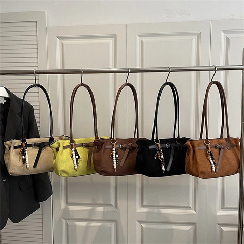 Borsa a Tracolla in Finta Pelle Scamosciata Vintage da Donna Grande Capacità Tote Bag con Ciondolo a Perline Sottoascella Borsa da Pendolare