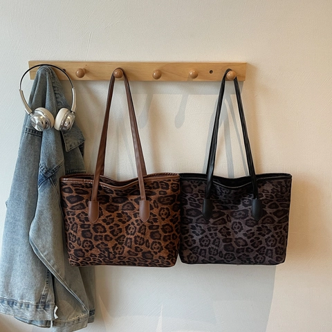 Borsa Tote da Donna con Stampa Leopardata Grande Capacità Borsa a Tracolla in Camoscio Vintage Tendenza Strada Moda Borsa a Mano