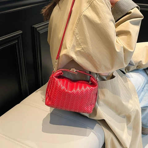 Bolso Dumpling de Cuero PU Tejido para Mujer Bolso de Hombro de Color Sólido Con Cierre Metálico para Fiesta Diaria