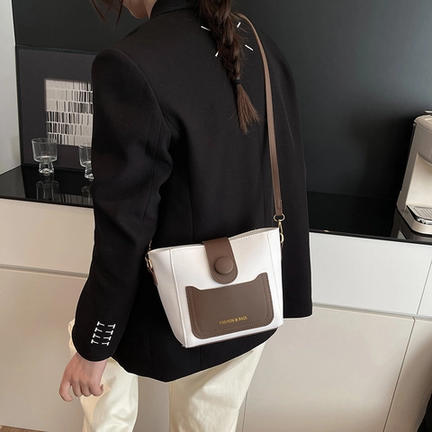Bolso De Hombro Tipo Cubo De Cuero PU Para Mujer Bloque De Color Moda Urbana Minimalista Correa Ajustable Tendencia