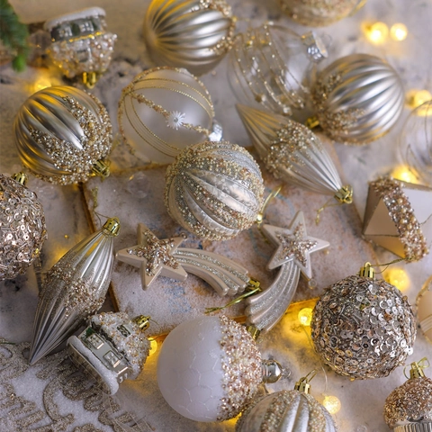 American Ins Style Christmas Tree Ornaments Sparkling Sequin Glitter Ball Rocking Horse Star House Shape Plastic Hanging Holiday Decoration