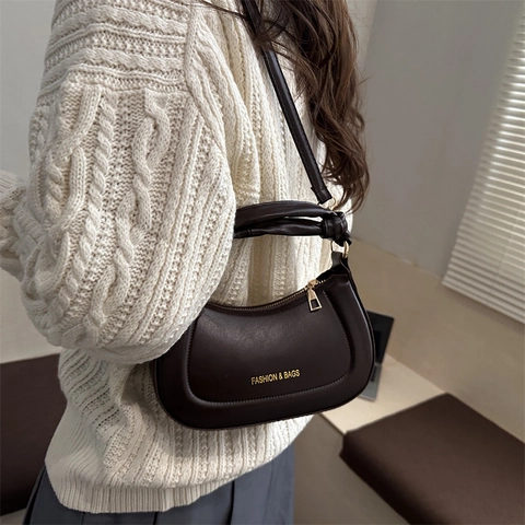 Bolso Bandolera de Media Luna de Cuero PU para Mujer Con Asa Retorcida Minimalista Color Sólido Bolso de Axila Casual Urbano