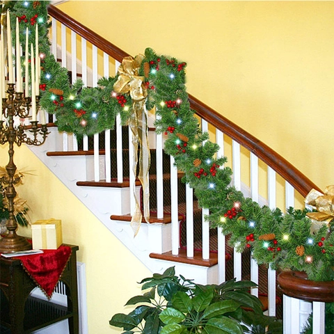 Guirnalda de Navidad Extra Larga PVC Agujas de Pino Artificiales Con Bayas Rojas Piñas Luces LED Decoración Festiva Para Escaleras Manto