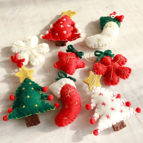 Handmade Christmas Wool Felt Ornaments Tree Star Sock Clover Designs Festive Holiday Party Home Decoration Accessory Gift