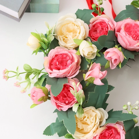 Heart Shaped Artificial Rose Wreath Pink Cream Floral Door Hanging Garland For Wedding Valentine Day Mothers Day Home Decoration