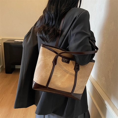 Women Large Capacity PU Leather Tote Bag Minimalist Commuting Shoulder Bag Retro Solid Color Handbag Travel Office Lady Bag