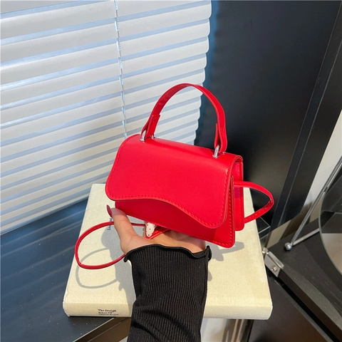 Borsa a Tracolla Mini in Pelle PU da Donna con Patta a Bordo Ondulato Borsa a Mano Elegante Piccola Borsa Quadrata