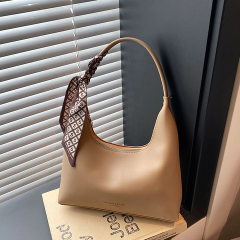 Bolso de Axila de Gran Capacidad para Mujer Minimalista de Cuero PU Hobo Con Pañuelo de Satén Moda Bolso de Hombro de Mano