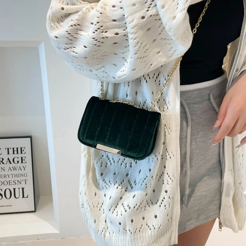 Vintage Velvet Small Square Bag For Women Elegant Vertical Quilting Gold Chain Strap Crossbody Shoulder Bag Party Handbag
