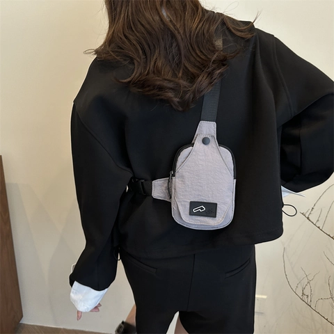 Borsa A Tracolla Da Donna In Nylon Borsa Da Petto Mini Leggera Resistente All'acqua Borsa Sling Casual Con Tracolla Regolabile Tinta Unita