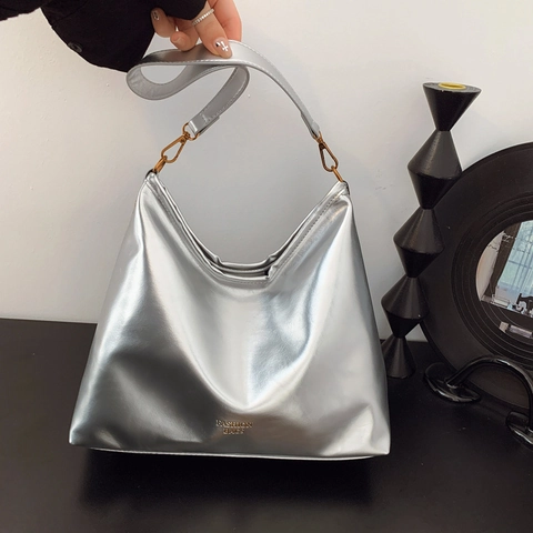 Sac À Épaule Hobo En Cuir PU Brillant Vintage Grande Capacité Finition Métallique Cabas Décontracté Pour Femmes Avec Charmes