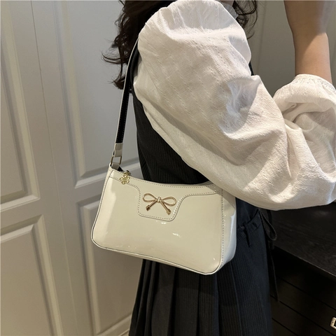 Women Patent Leather Underarm Bag Golden Bow Decor Flower Zipper Pull Solid Color Minimalist Shoulder Handbag