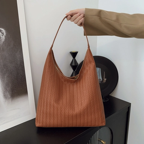 Woven PU Leather Hobo Shoulder Bag Large Capacity Retro Underarm Tote For Women Casual Office Commute Solid Color