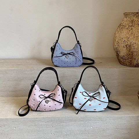 Damen Schleife PU Leder Hobo Tasche Süßer Stil Herzanhänger Tägliche Kombination Schultertasche Mode Trend Umhängetasche