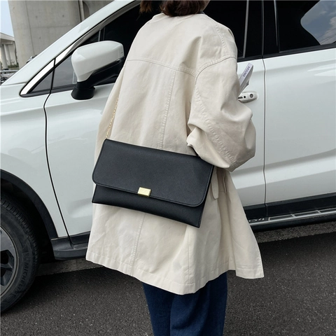 Sac Bandoulière Femme Vintage en Cuir PU Métallique Avec Chaîne Dorée Pochette Enveloppe Pour Mariage Soirée