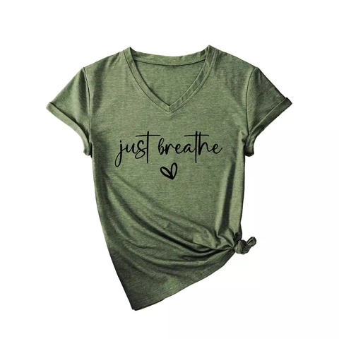 Damen T-Shirt V-Ausschnitt Kurzarm Just Breathe Buchstabendruck Herz Grafik Lässig Baumwollmischung Lockeres Top