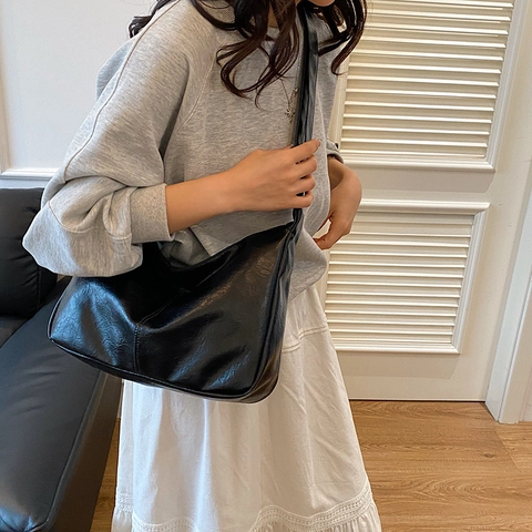 Women Hobo Bag PU Leather Large Capacity Solid Color Minimalist Crossbody Shoulder Bag For Daily Commuting Lady Handbag