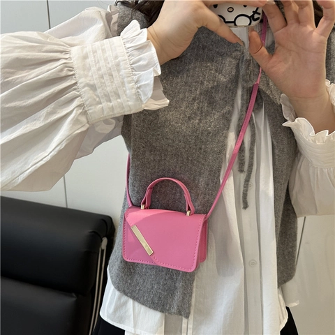 Women Mini Crossbody Bag PU Leather Top Handle Handbag Gold Metal Bar Flap Square Messenger Bag Daily Fashion Elegant