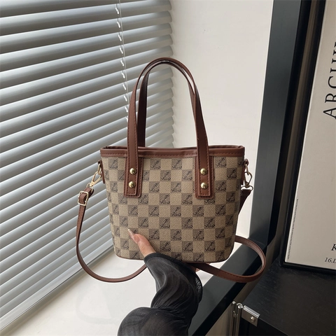 Damen Eimertasche PU Leder Schachbrett Monogramm Muster Umhängetasche Vintage Minimalistisch Für Den Alltag