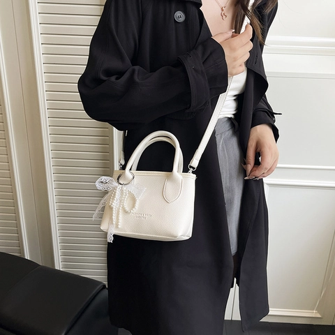 Women Minimalist PU Leather Crossbody Bag Fashion Litchi Pattern Small Square Bucket Bag Artificial Pearl Lace Bow Daily Shoulder Bag